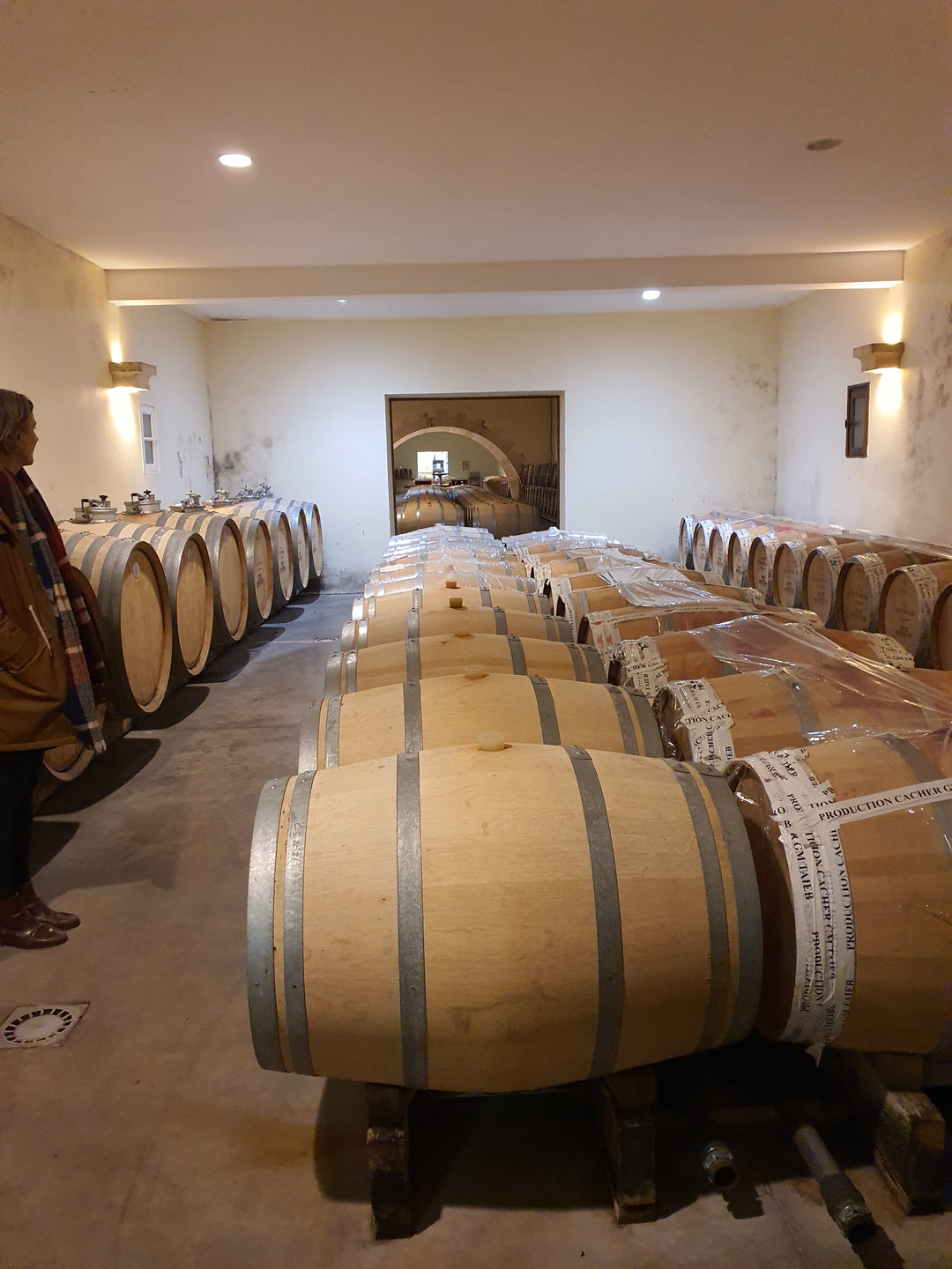 Barrique-Keller Château Haut Breton Larigaudière – edle französische Eichenfässer für den Ausbau der Weine von Margaux mit Tiefe und Eleganz.